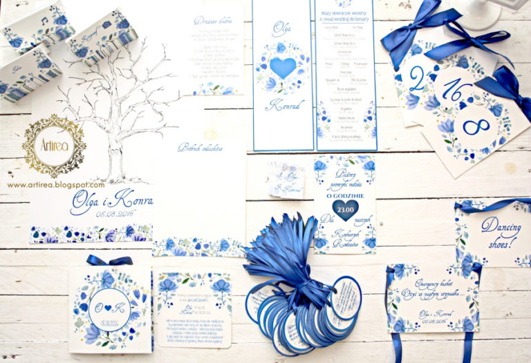 oryginalne niebieskie akwarelowe zaproszenia slubne kwiatowe artirea